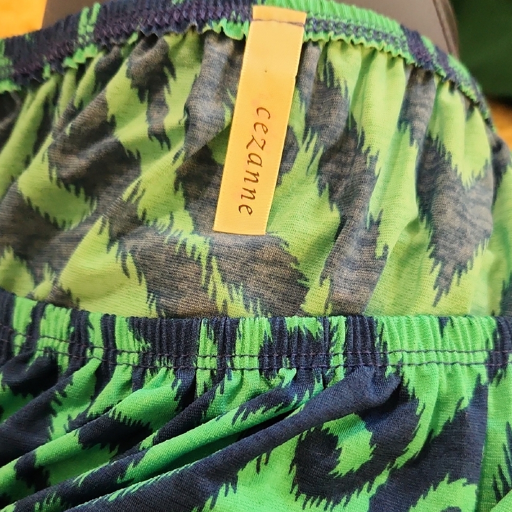 Cezanne Vibrant Green and Navy Skirt